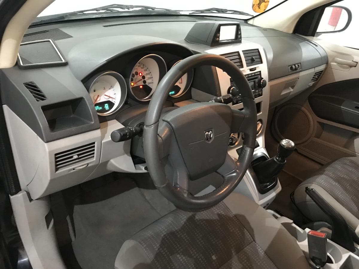Dodge Caliber 2.0 CRD · Ano 2006 — imagem 40
