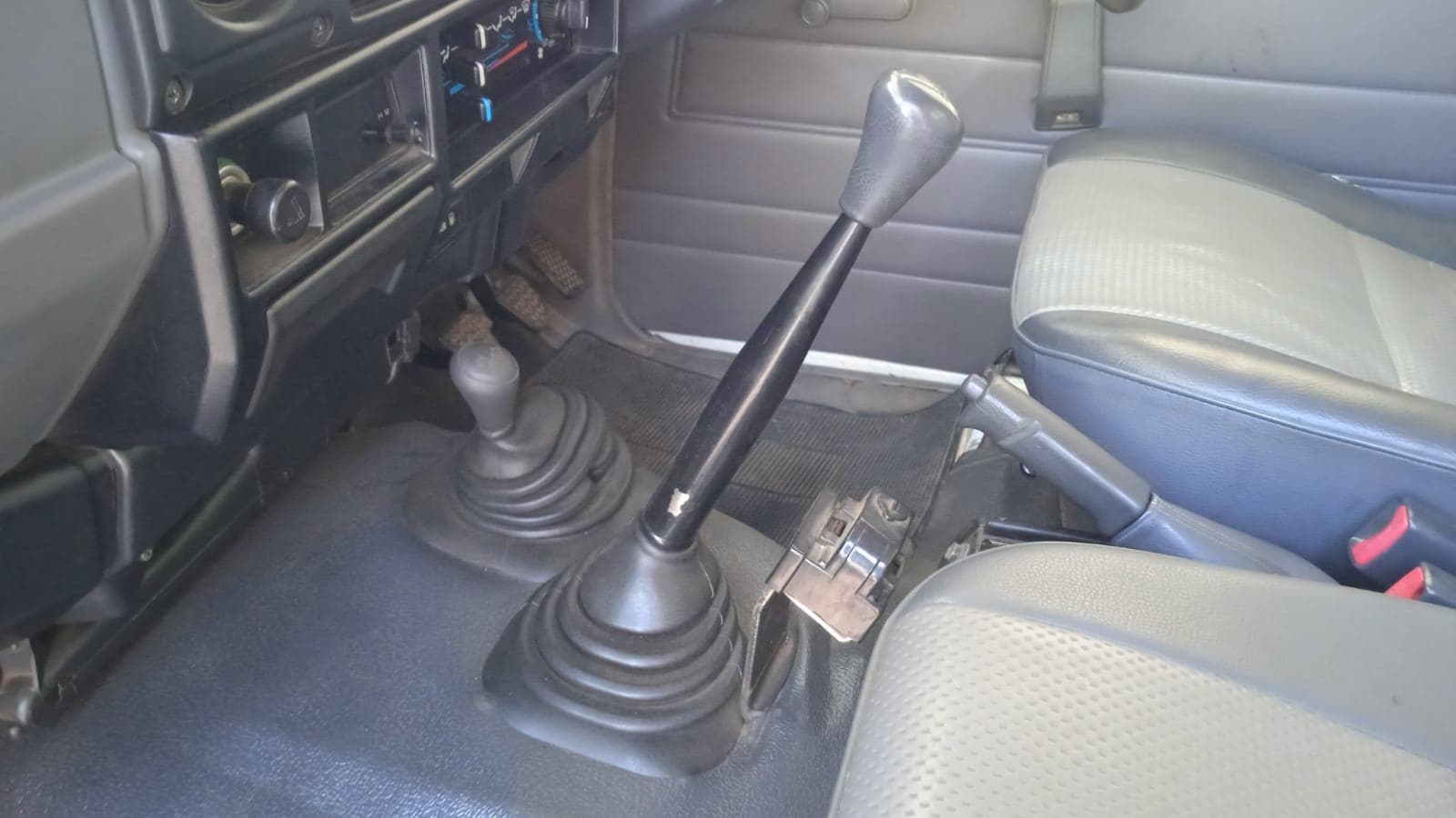 Toyota Land Cruiser · — imagen 12