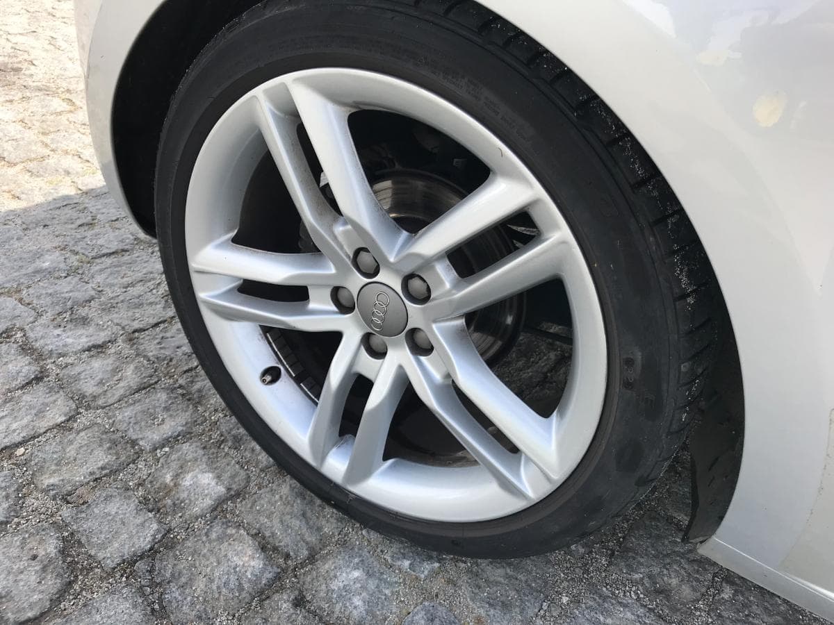 Audi A1 1.6TDI · Ano 2013 — imagem 16
