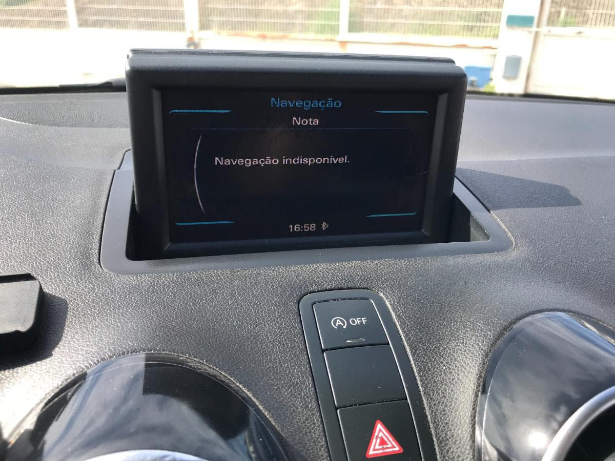 Audi A1 1.6TDI · Ano 2013 — imagem 30
