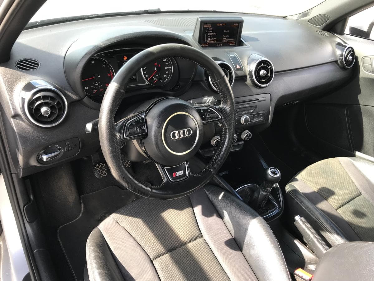 Audi A1 1.6TDI · Ano 2013 — imagem 31