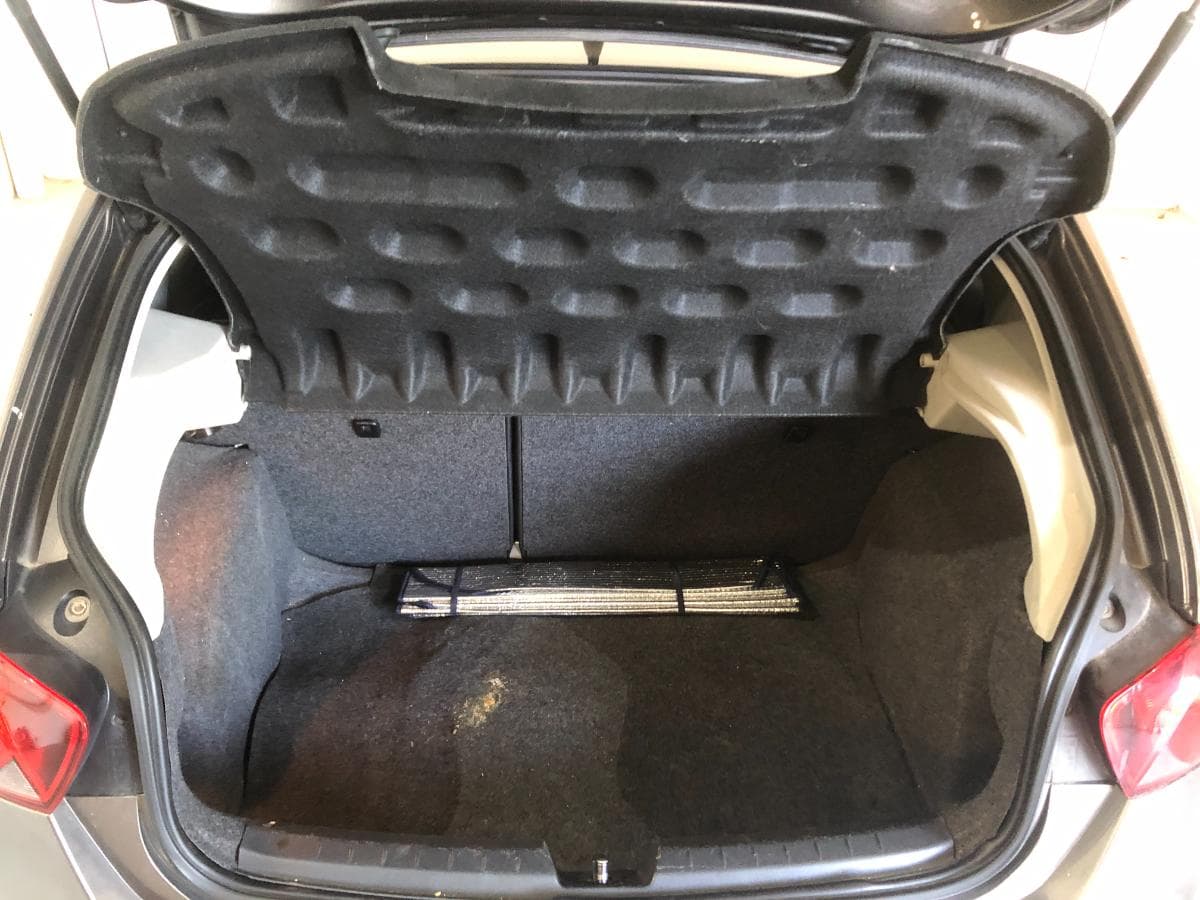 Seat Ibiza 1.2TdI · Ano 2015 — imagem 8