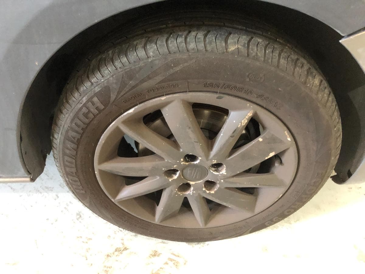Seat Ibiza 1.2TdI · Ano 2015 — imagem 18