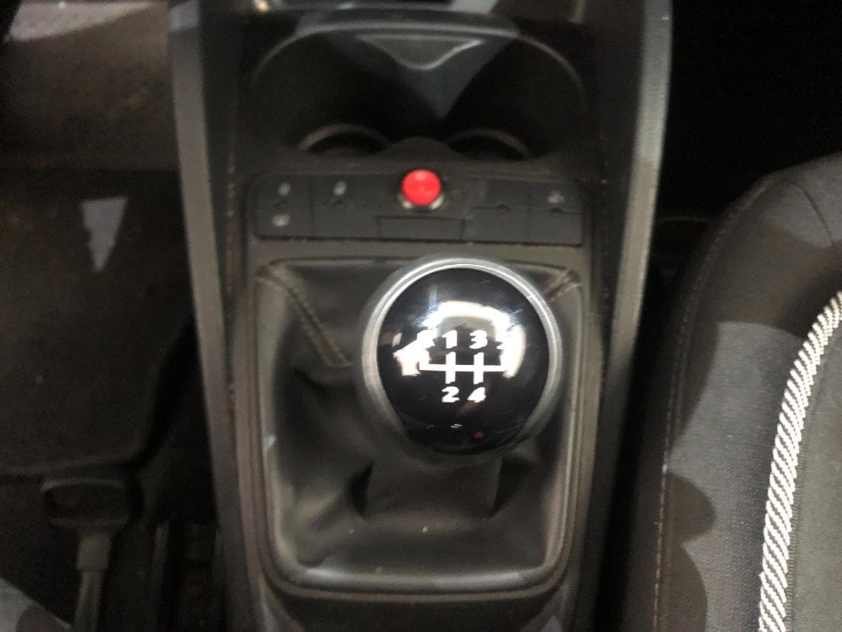 Seat Ibiza 1.2TdI · Ano 2015 — imagem 25