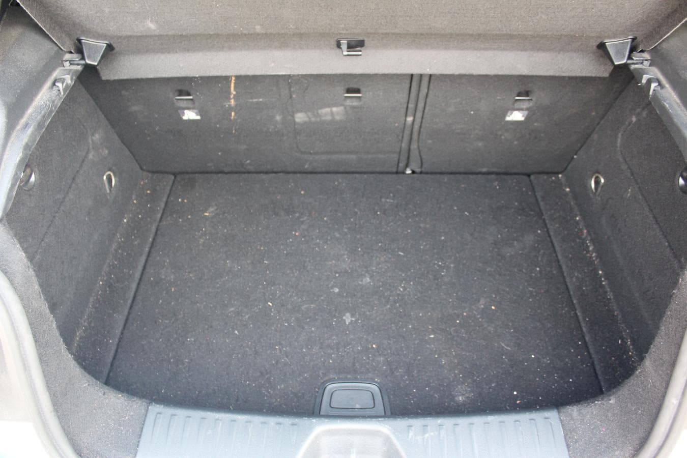 Mercedes-Benz A180 CDI · Ano 2015 — image 10