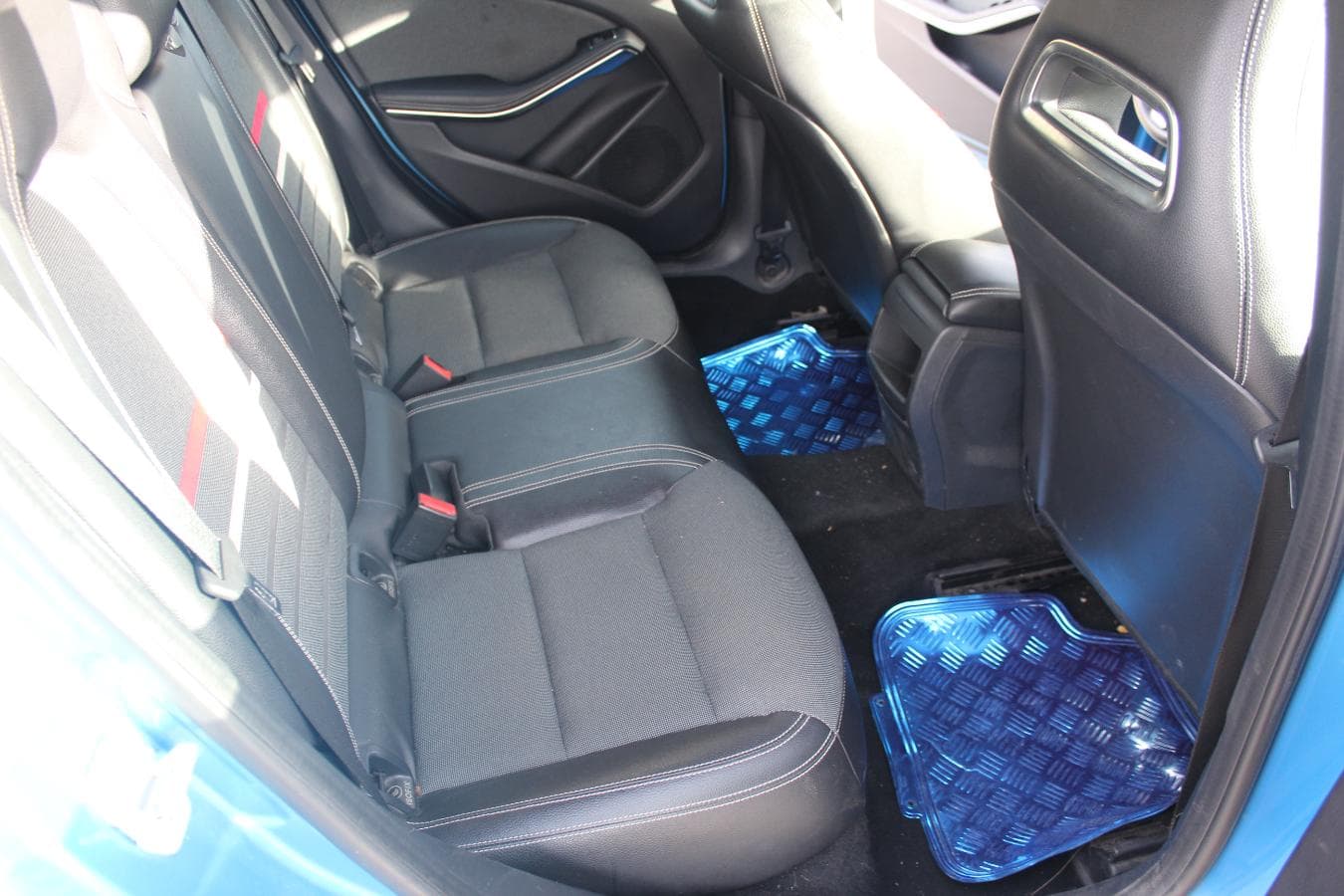Mercedes-Benz A180 CDI · Ano 2015 — image 19