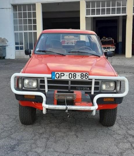 Toyota Hilux 4 WD · Ano 1988 — imagem 1