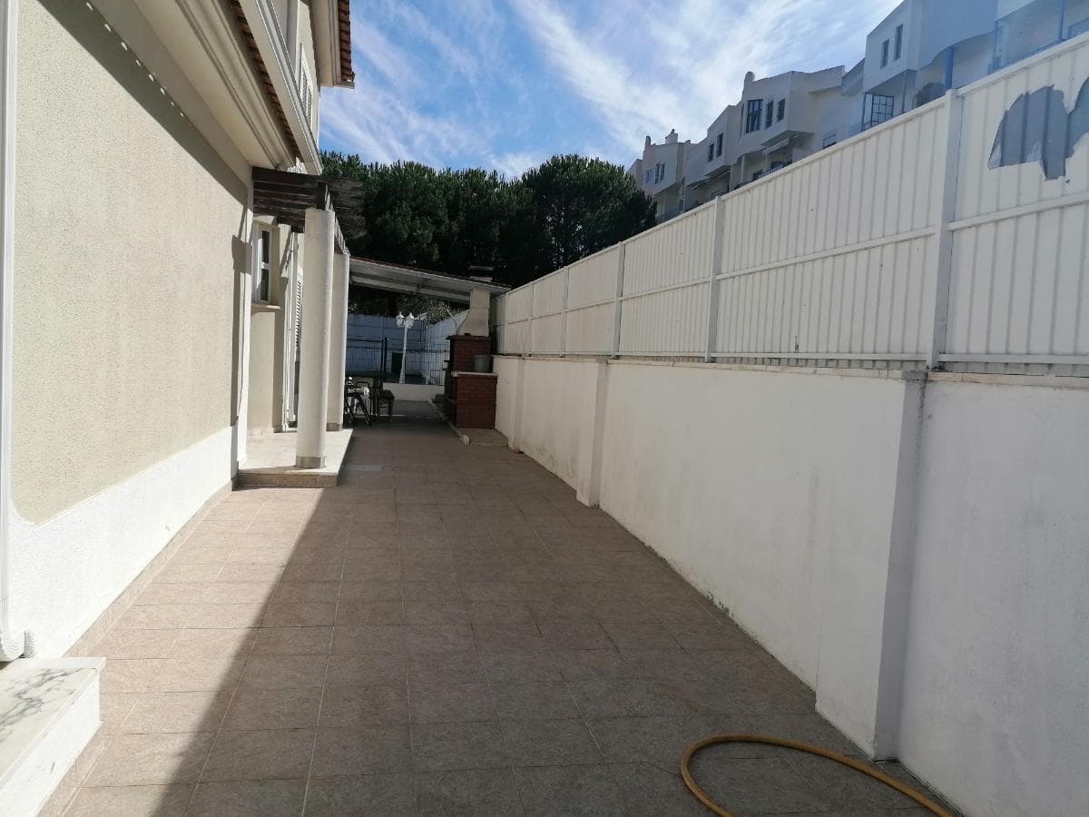 Moradia V4 c/ Piscina · Charneca da Caparica — imagen 5
