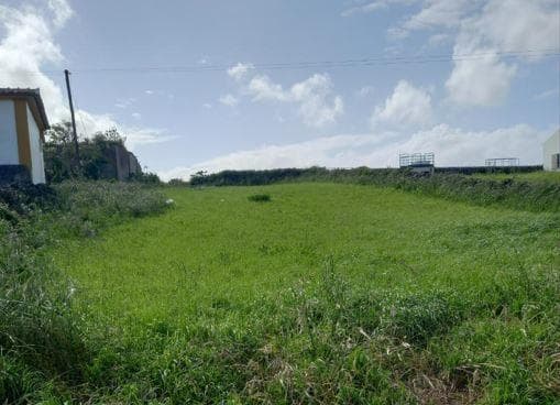 Proporção de 1/4 de Terrenos · Praia da Vitória, Arquipélago dos Açores — imagem 1