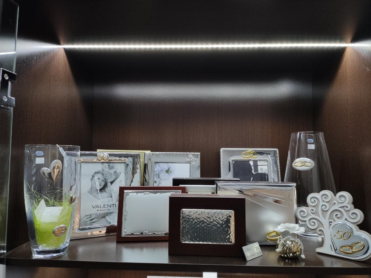 Ourivesaria, Bijuteria e Merchandising · Artigos De Decoração e Acessórios — image 45