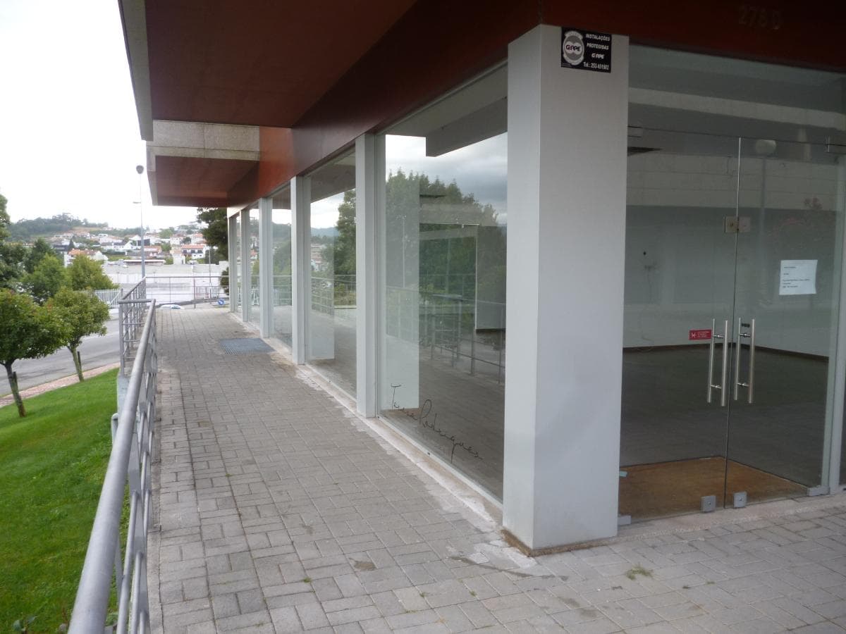 Loja com Garagem · Fafe — image 2