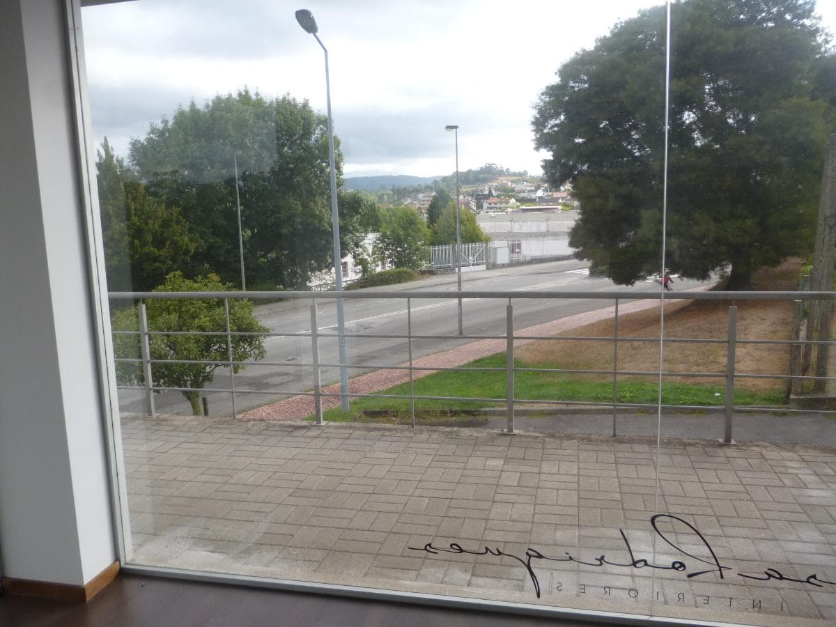 Loja com Garagem · Fafe — image 13