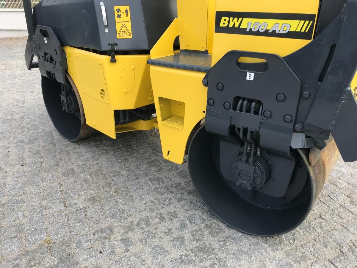 Cilindro Bomag BW 100AD — imagem 6