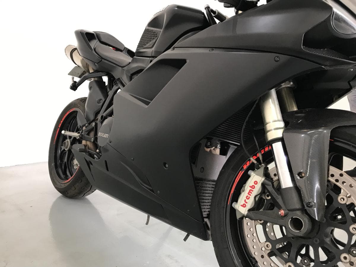 Motociclo Ducati 848 EVO · Ano 2011 — imagen 4