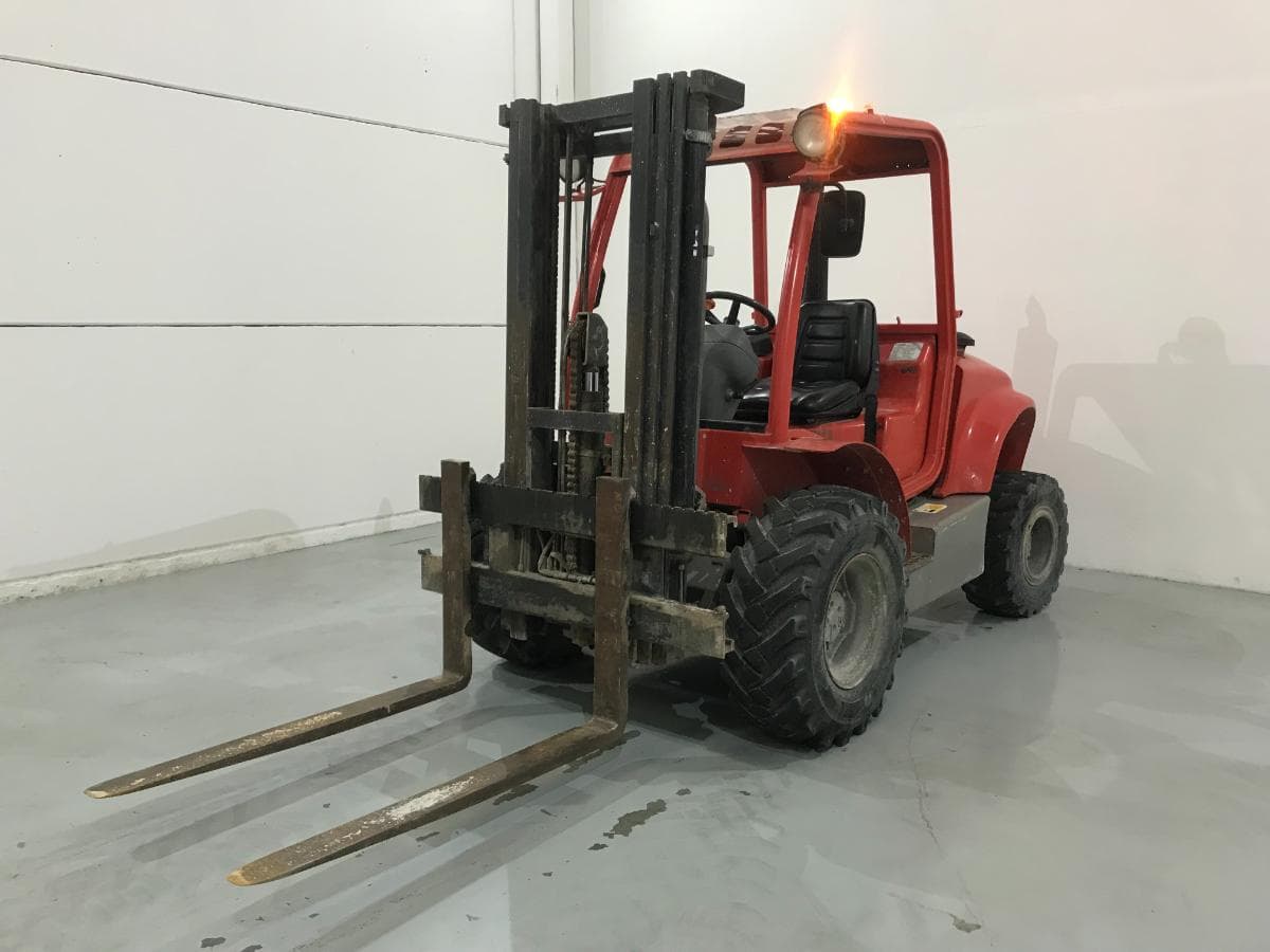 Dumper Ausa C200 HX4 · Ano 2008 — imagem 2