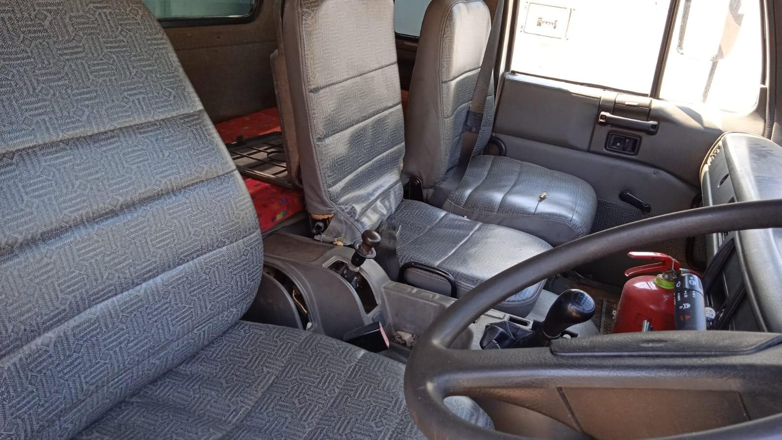 Camião Nissan UD 520 · — imagen 7