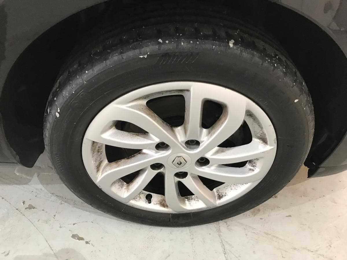 Renault Mégane 1.5DCI · Ano 2013 — imagem 14