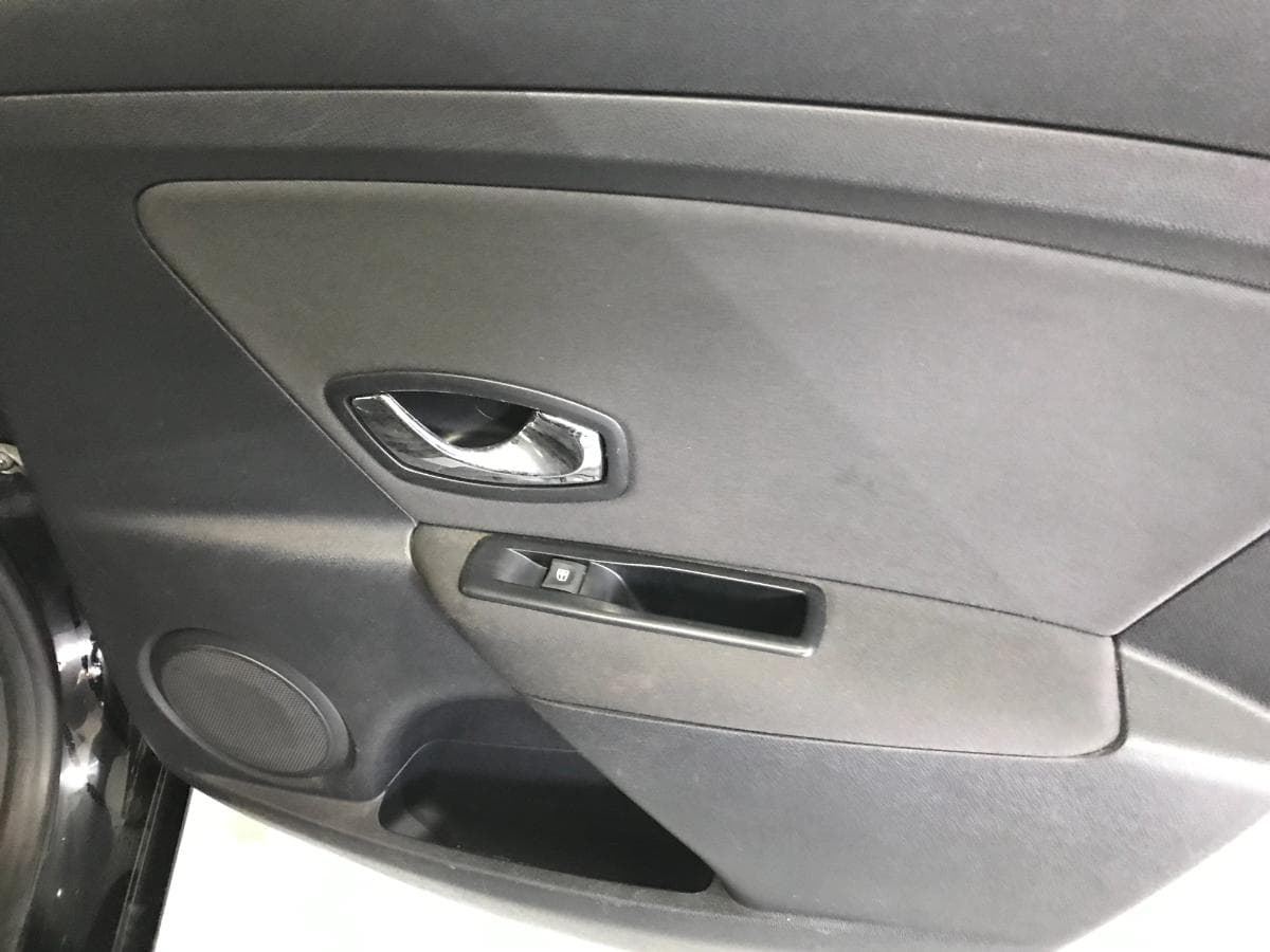 Renault Mégane 1.5DCI · Ano 2013 — imagem 21