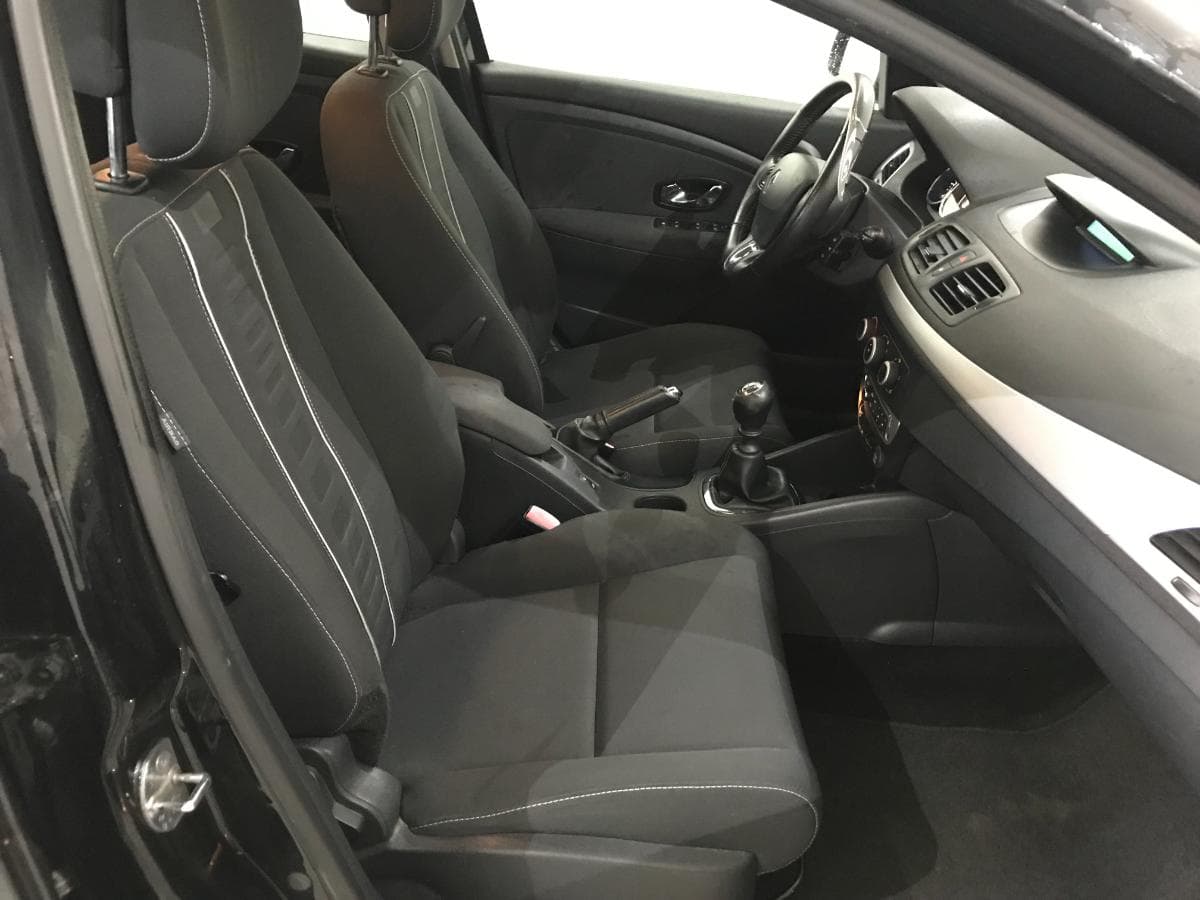 Renault Mégane 1.5DCI · Ano 2013 — imagem 26