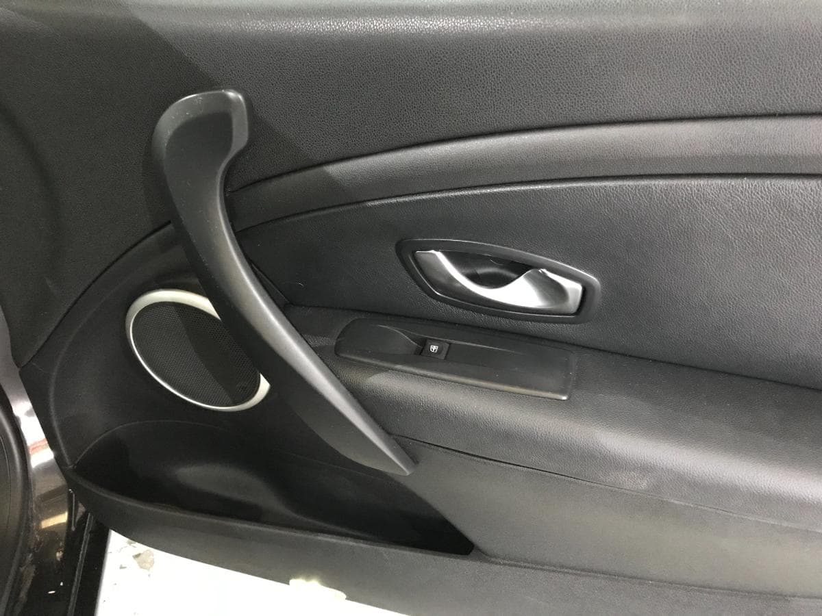 Renault Mégane Coupé 1.5DCI · Ano 2009 — imagem 22