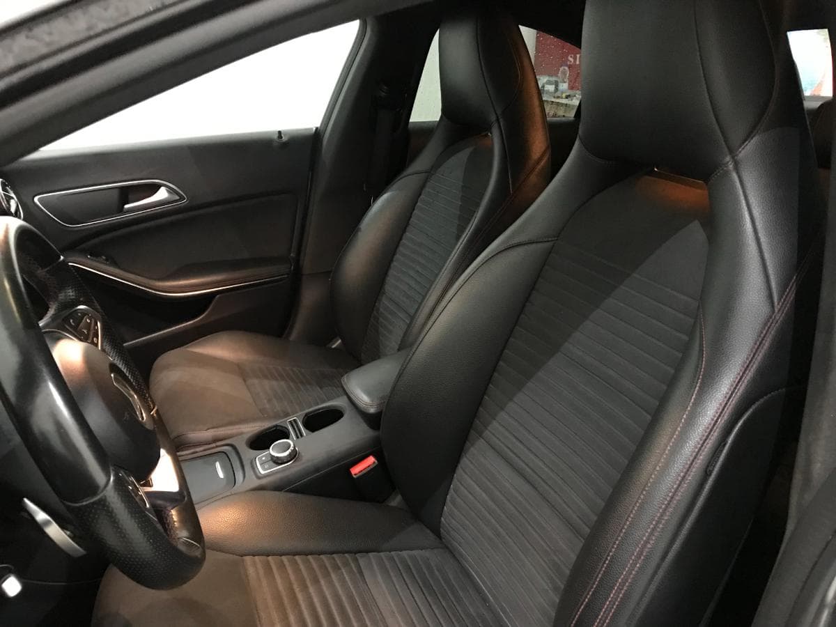 Mercedes-Benz CLA 200 CDI AMG · Ano 2015 — imagem 32