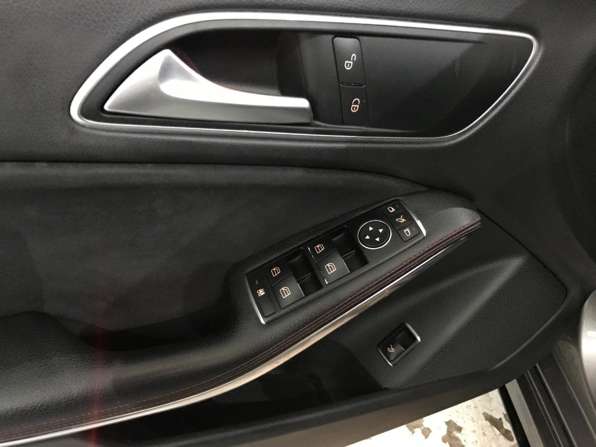 Mercedes-Benz CLA 200 CDI AMG · Ano 2015 — imagem 41