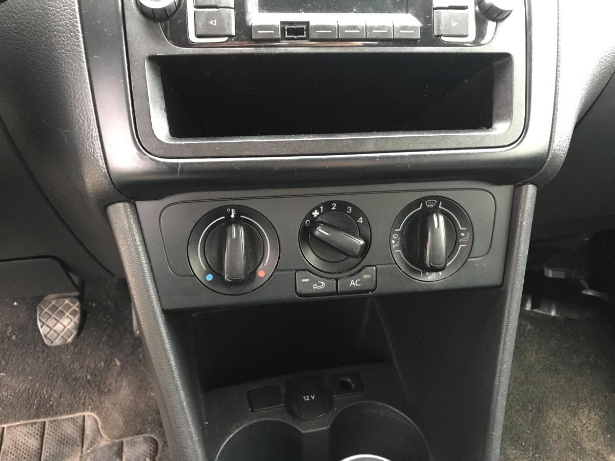 Volkswagen Polo 1.2TDI · Ano 2014 — imagen 30