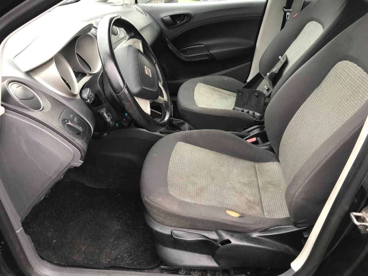 Seat ibiza 1.2 · Ano 2009 — imagen 21