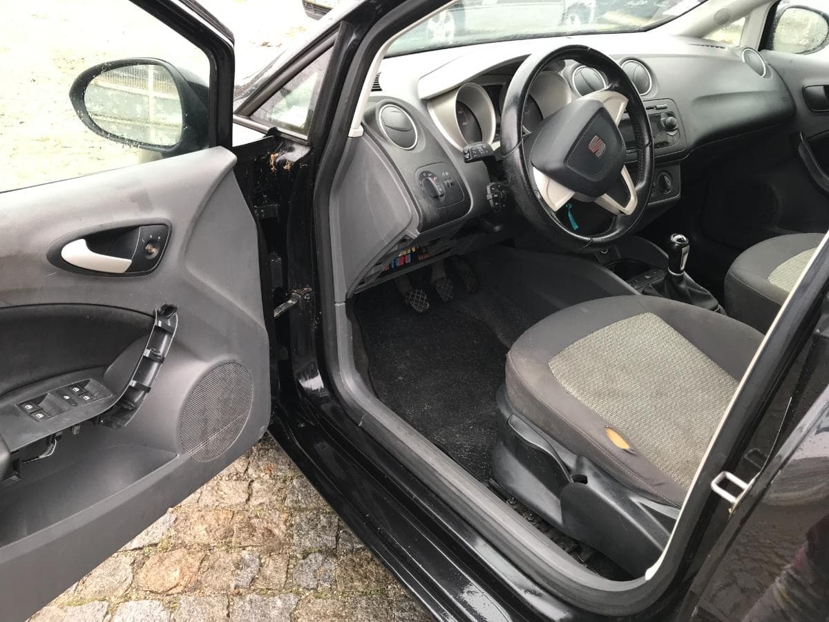 Seat ibiza 1.2 · Ano 2009 — imagen 19