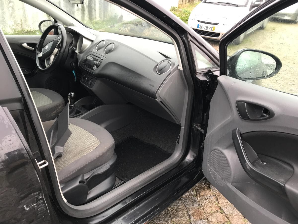 Seat ibiza 1.2 · Ano 2009 — imagen 25