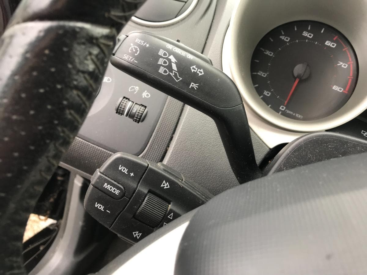 Seat ibiza 1.2 · Ano 2009 — imagen 32