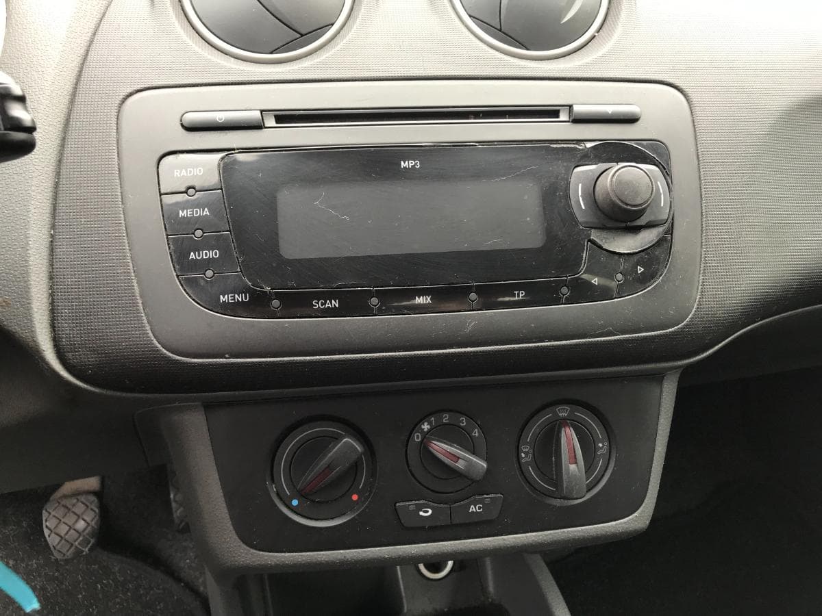 Seat ibiza 1.2 · Ano 2009 — imagen 35
