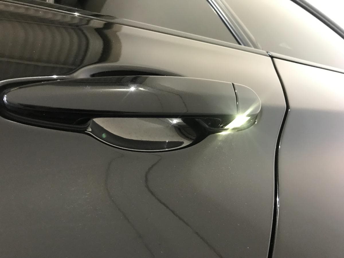 BMW 318 D Touring · Ano 2015 — image 13