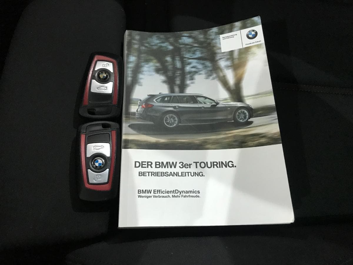 BMW 318 D Touring · Ano 2015 — image 44