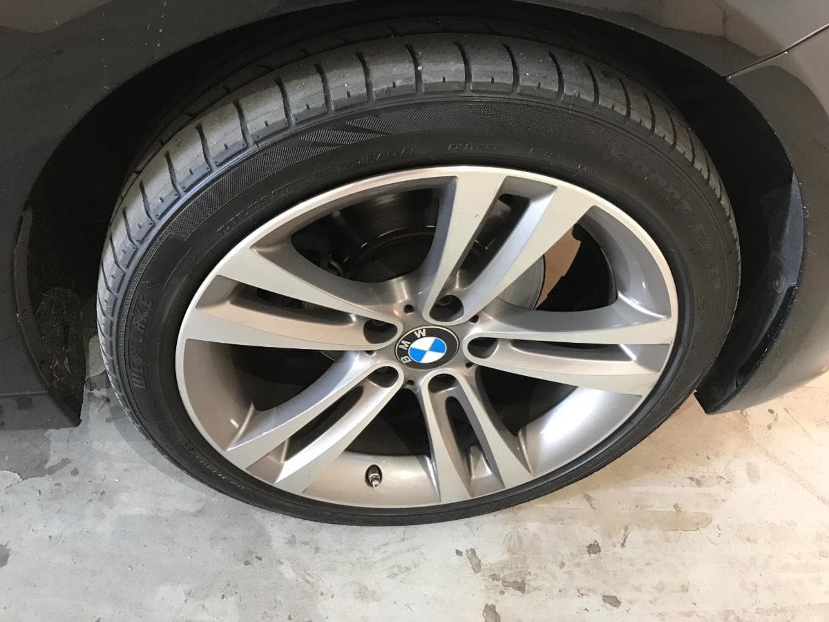 BMW 318 D Touring · Ano 2015 — image 15