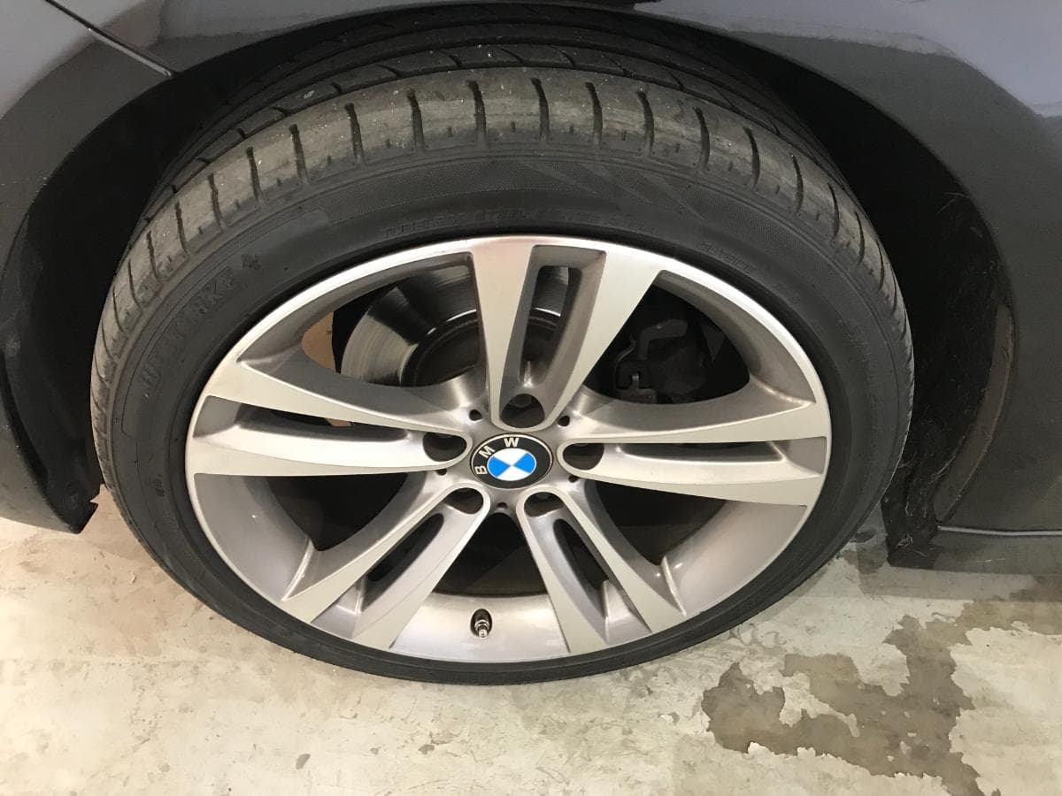 BMW 318 D Touring · Ano 2015 — image 17
