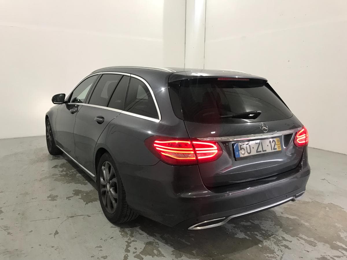 Mercedes-Benz C 200 D · Ano 2015 — image 6