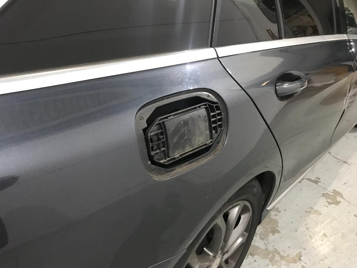 Mercedes-Benz C 200 D · Ano 2015 — image 13