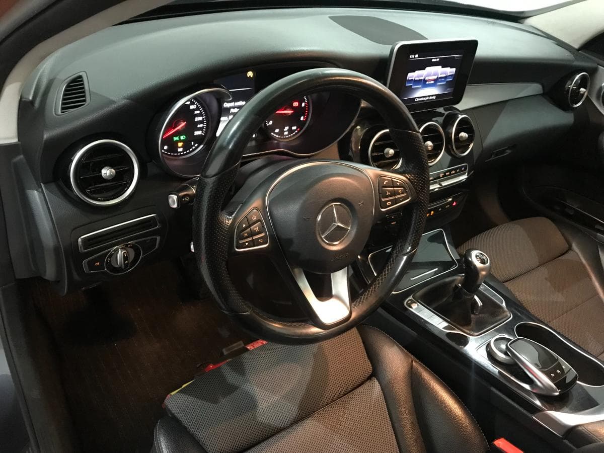 Mercedes-Benz C 200 D · Ano 2015 — image 36