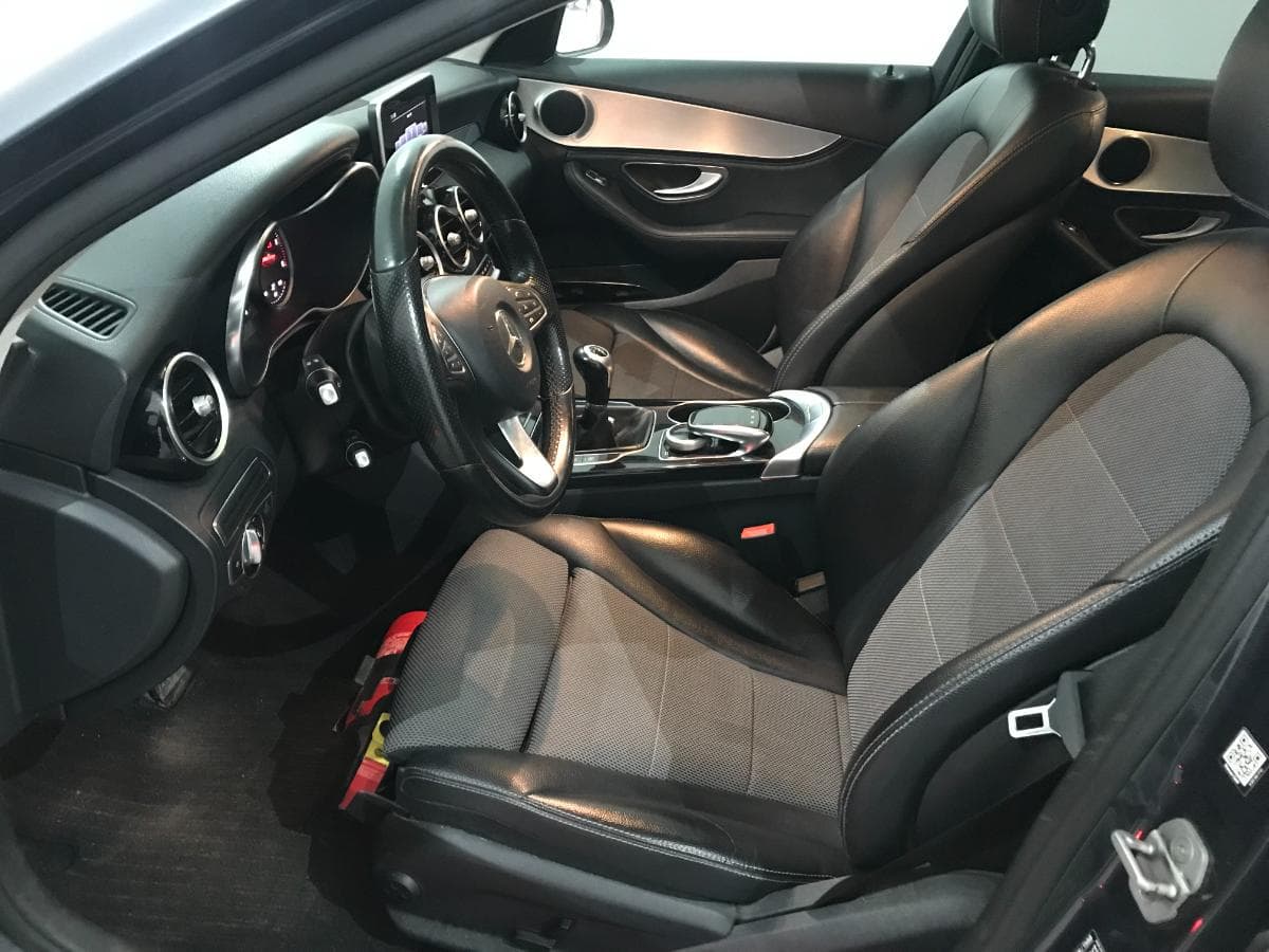 Mercedes-Benz C 200 D · Ano 2015 — image 37