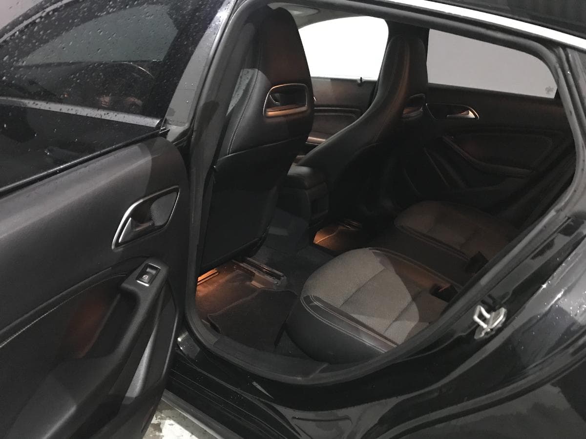 Mercedes CLA 200CDI · Ano 2015 — imagem 29