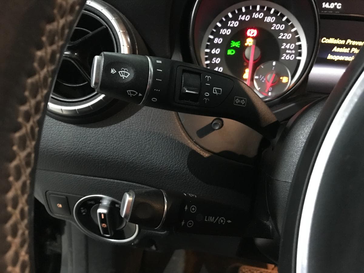 Mercedes CLA 200CDI · Ano 2015 — imagem 36