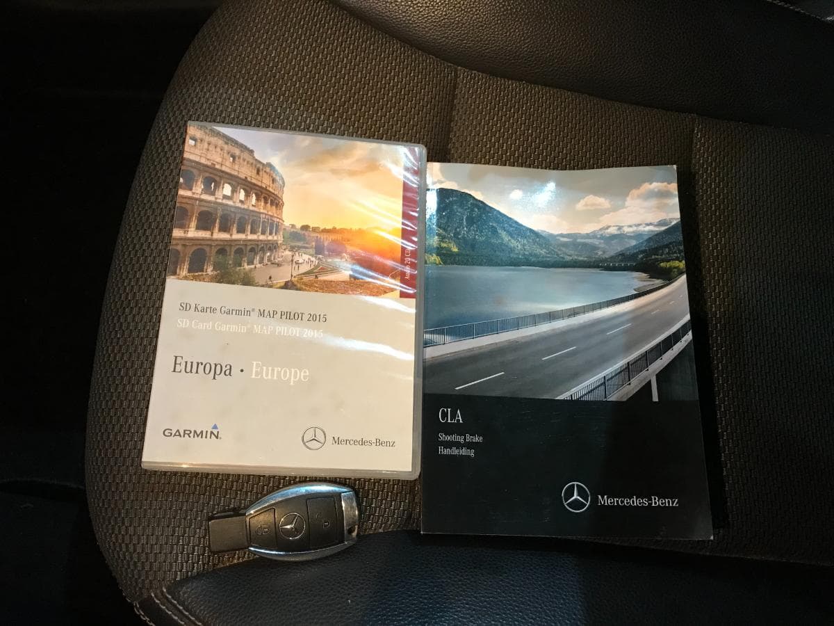 Mercedes CLA 200CDI · Ano 2015 — imagem 43