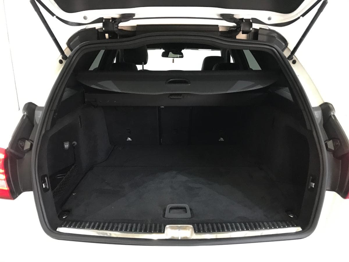 Mercedes C180 · Ano 2018 — imagen 10