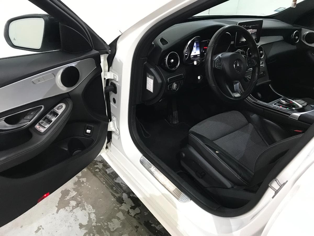 Mercedes C180 · Ano 2018 — imagen 22