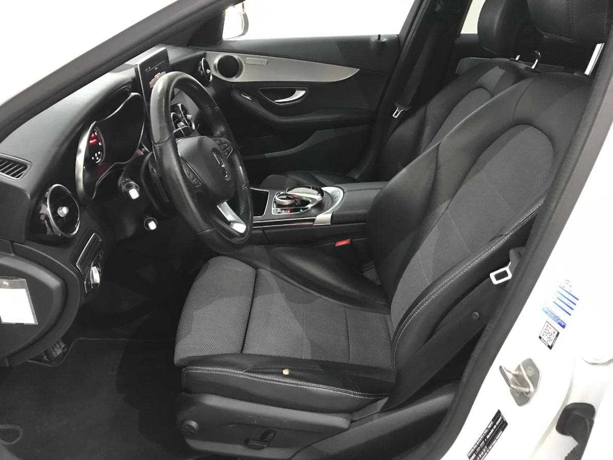 Mercedes C180 · Ano 2018 — imagen 24