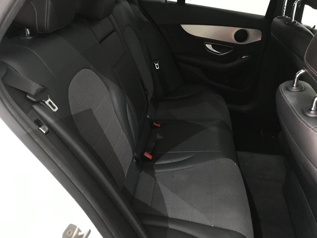 Mercedes C180 · Ano 2018 — imagen 28