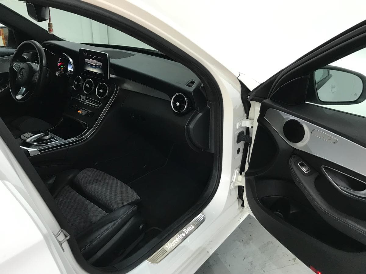 Mercedes C180 · Ano 2018 — imagen 29