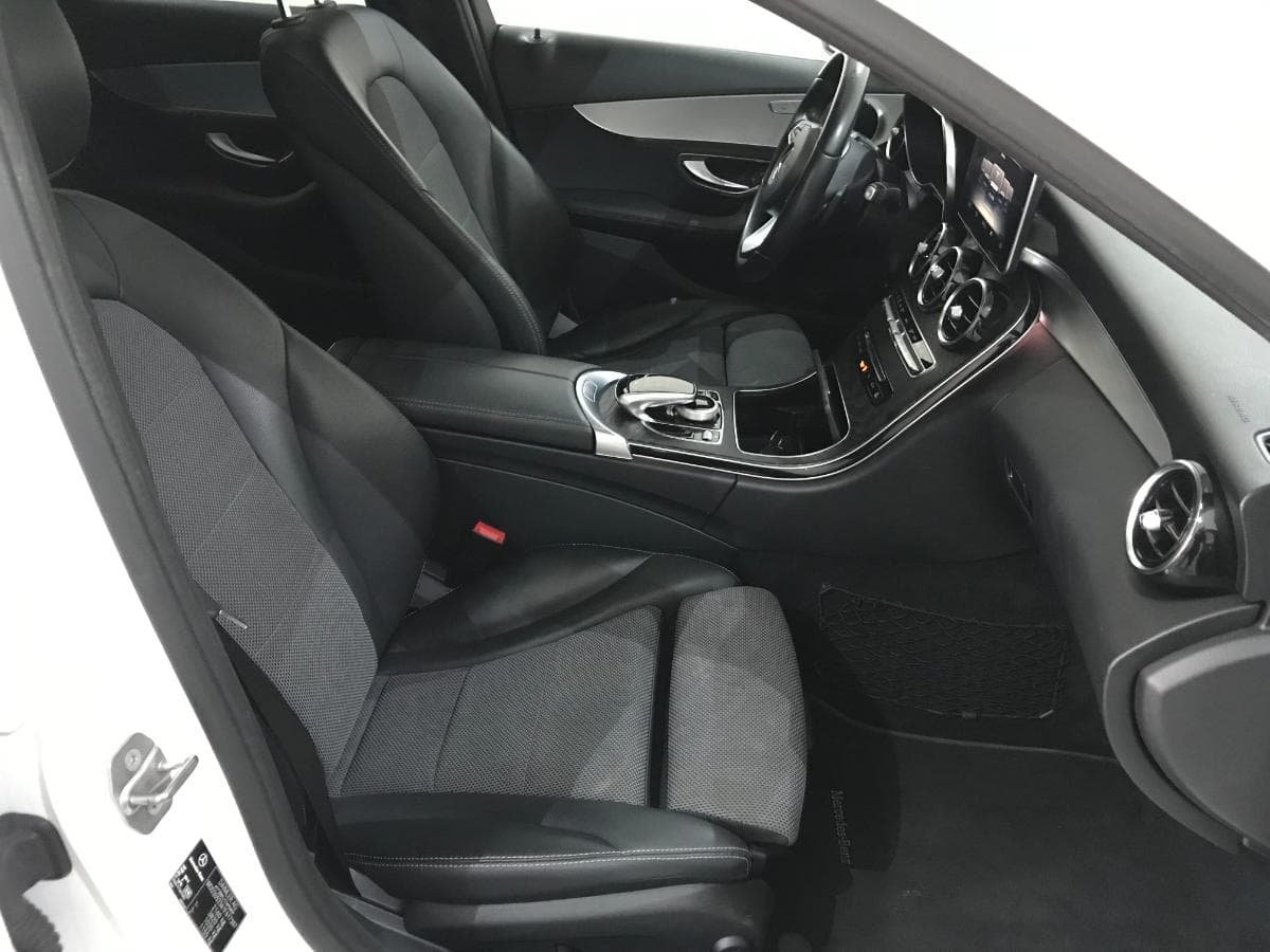 Mercedes C180 · Ano 2018 — imagen 31