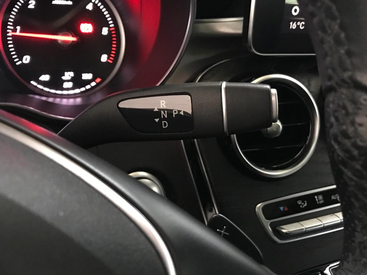 Mercedes C180 · Ano 2018 — imagen 38